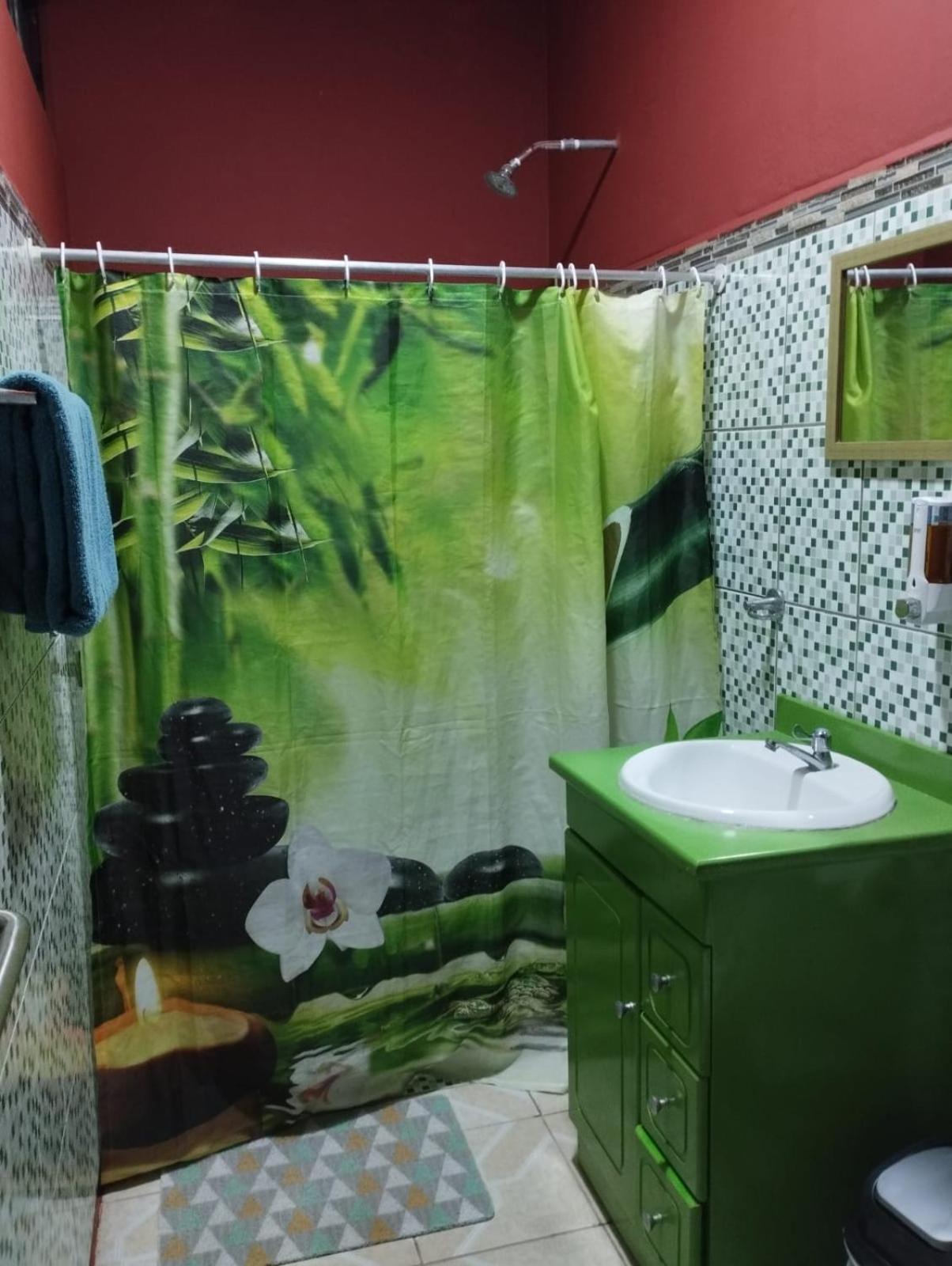 Cabinas Hukats Secret Jungle Puerto Viejo de Talamanca 외부 사진